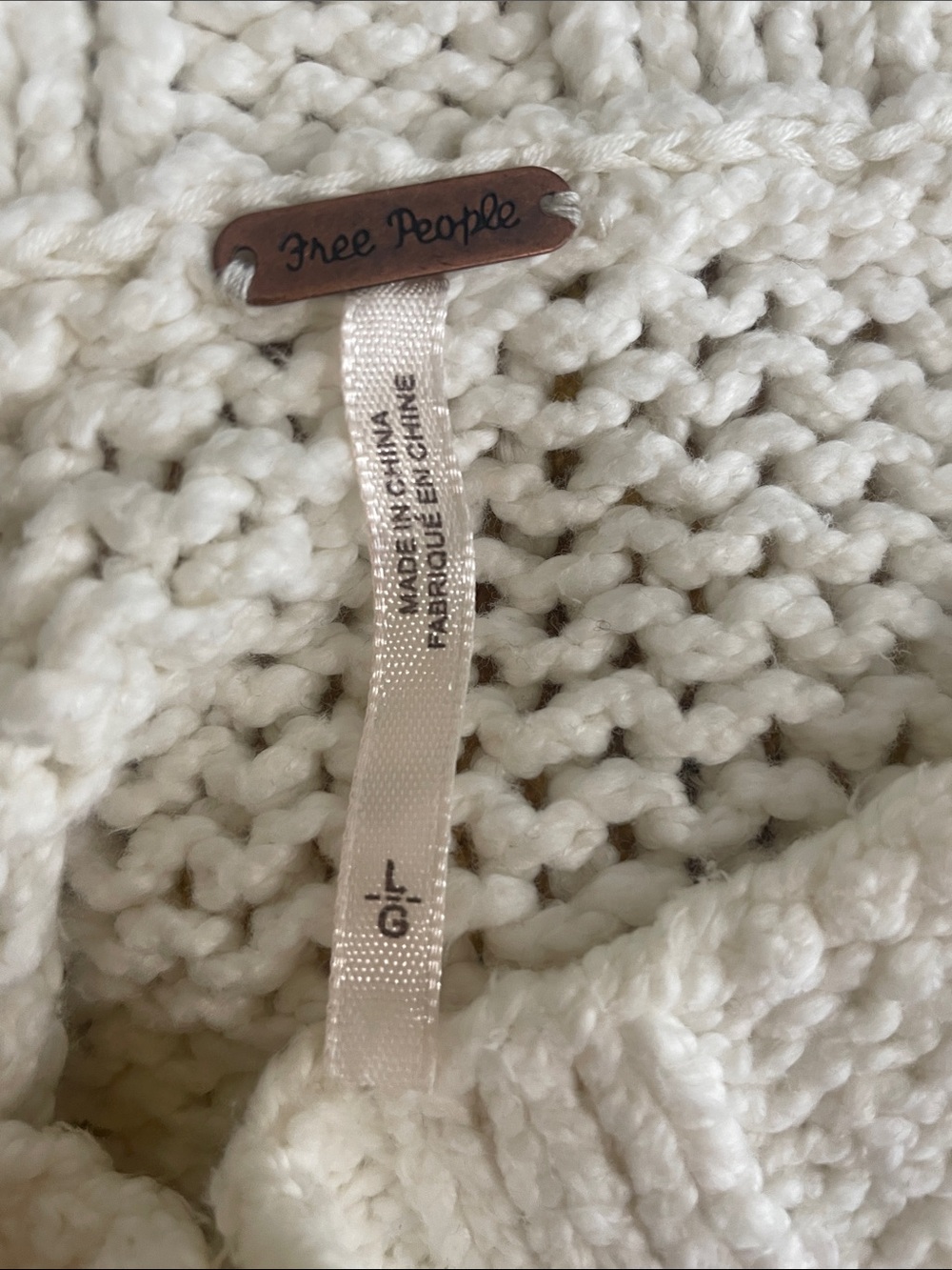 Free People Women’s Ivory Cotton Knit Sweater L 🤍 - Picture 2 of 10